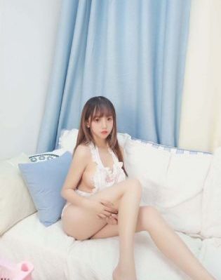亲亲抱抱超甜视频吻戏-超前点播国语版完整版