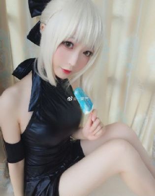小舞脱了内裤打开腿让人的漫画-迅雷欧美电影在线